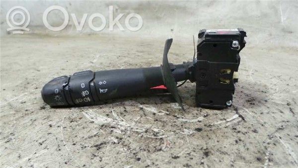 Renault Clio II Daudzfunkciju vadības slēdzis / poga 