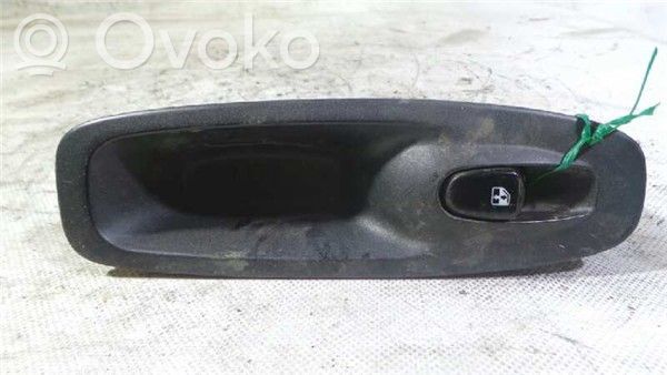 Hyundai Accent Elektrisko logu slēdzis 