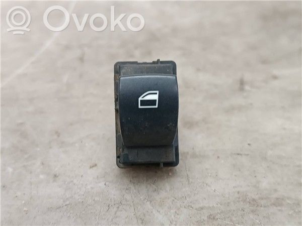 BMW X3 E83 Elektrinių langų jungtukas 
