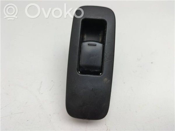 Nissan Qashqai Electric window control switch 