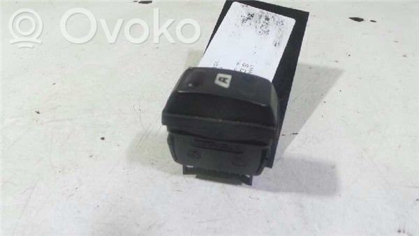 Citroen Xsara Picasso Elektrisko logu slēdzis 