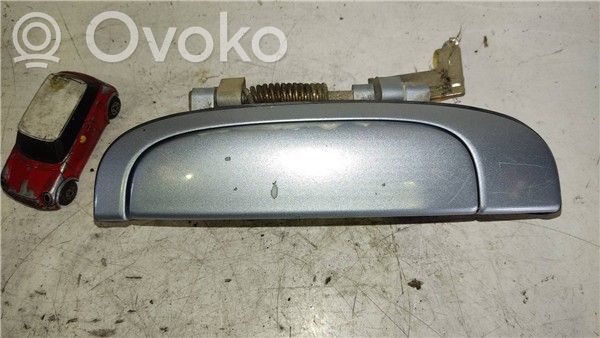 KIA Rio Manecilla externa puerta trasera 