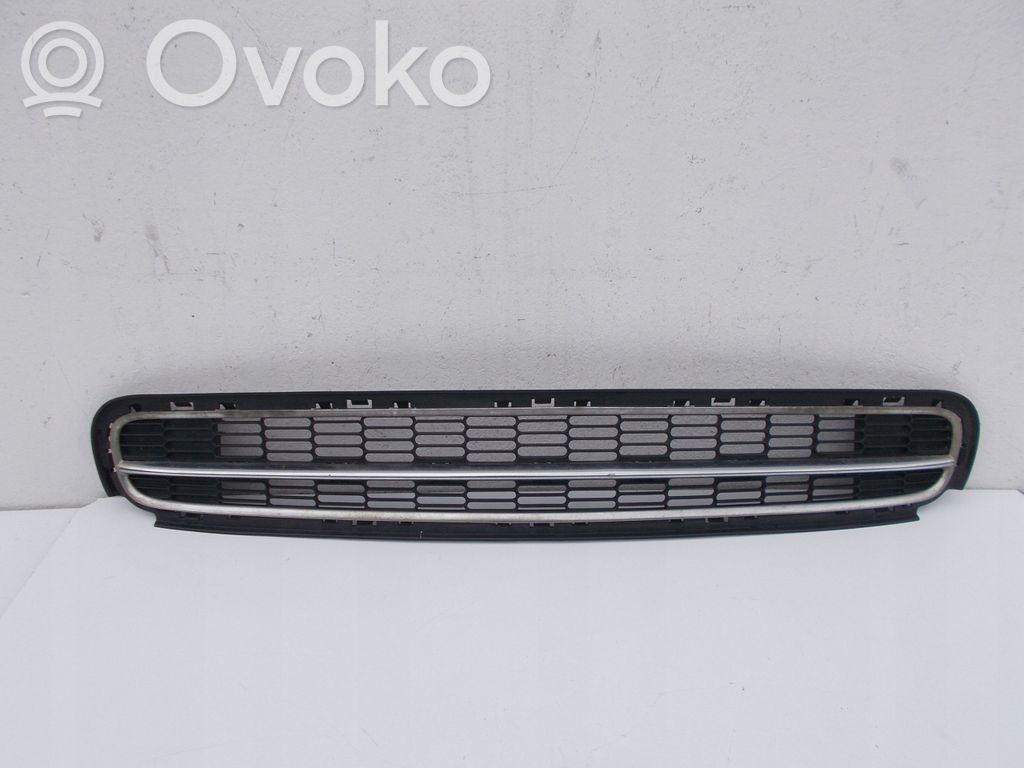 Mini One - Cooper Coupe R56 Etupuskurin alempi jäähdytinsäleikkö 