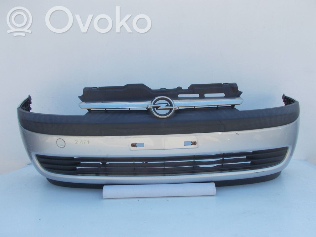 Opel Corsa C Parachoques delantero 