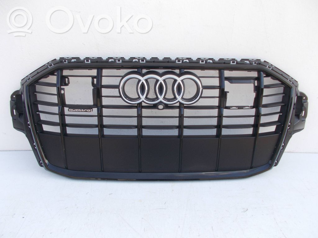 Audi Q7 4M Etusäleikkö 