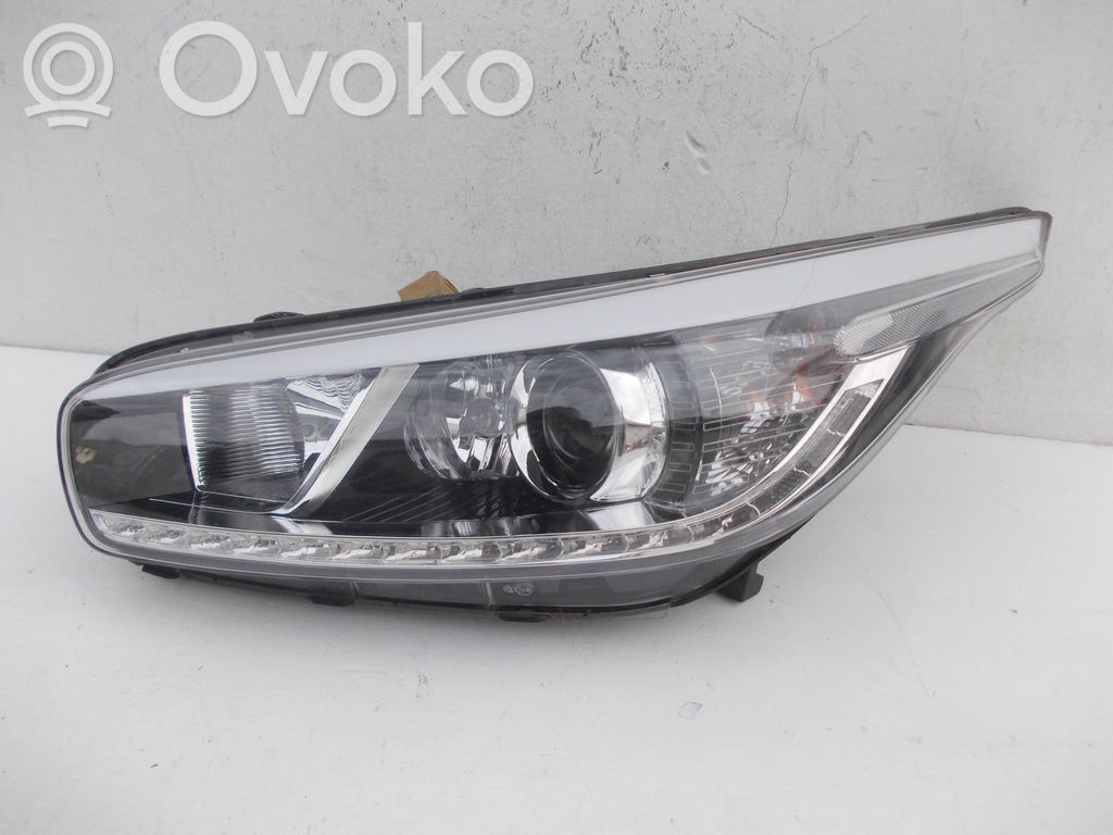 KIA Ceed Headlight/headlamp 