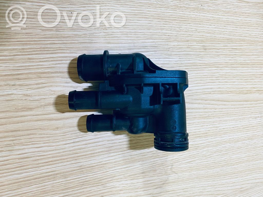 Termostaatin kotelo   DS7G9K478DB