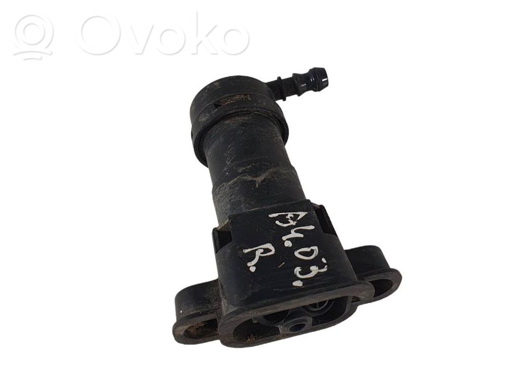 Audi A4 S4 B6 8E 8H Dysza spryskiwacza lampy przedniej 