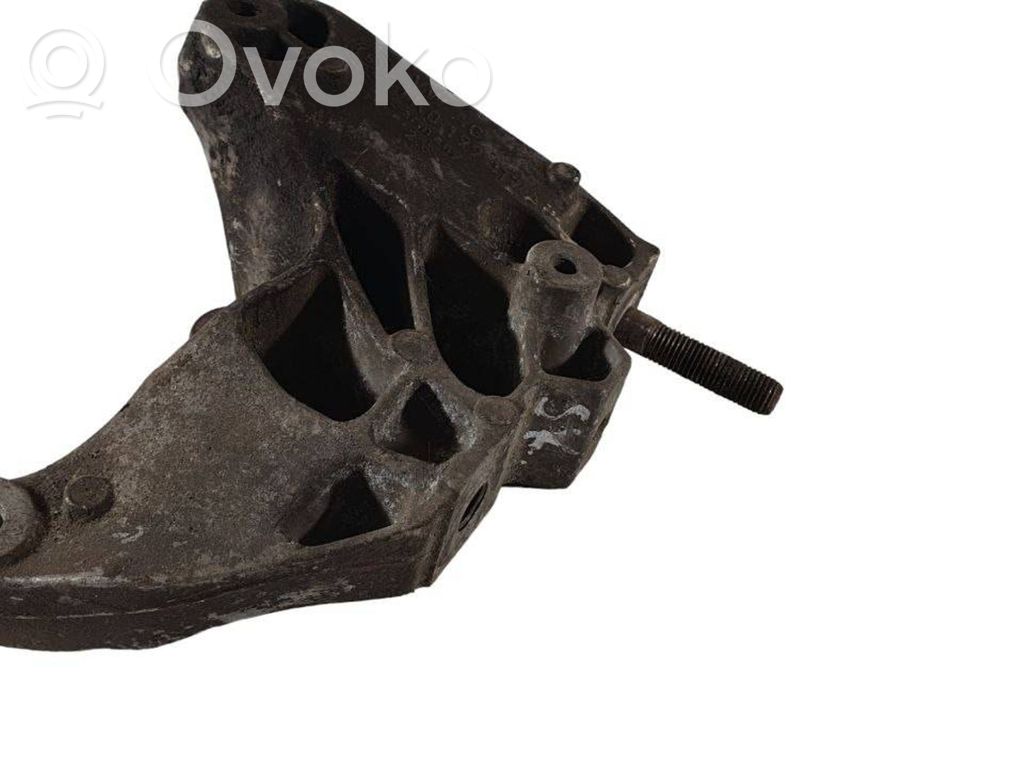 Skoda Fabia Mk2 (5J) Gearbox mounting bracket 