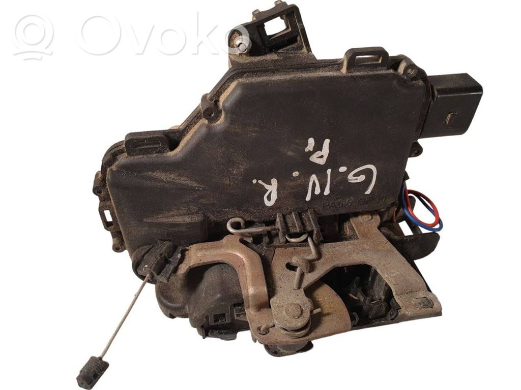 Volkswagen Golf IV Zamek drzwi przednich 