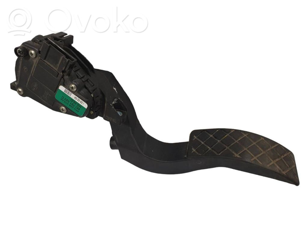 Audi A4 S4 B6 8E 8H Accelerator throttle pedal 