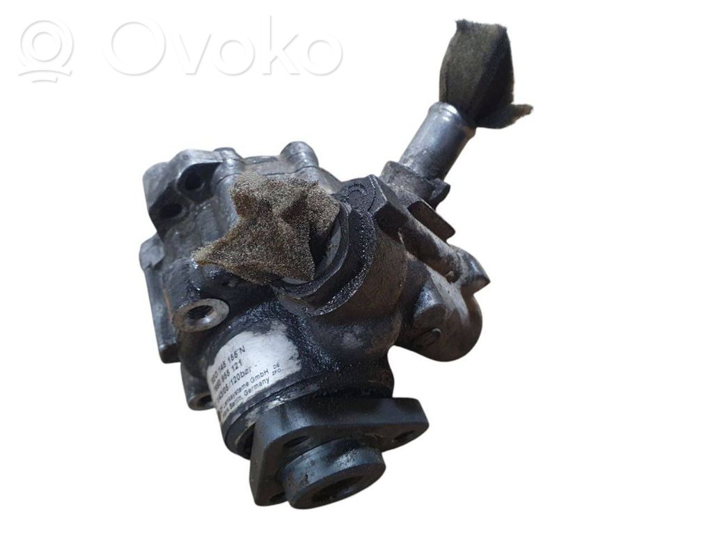 Audi A4 S4 B7 8E 8H Power steering pump 