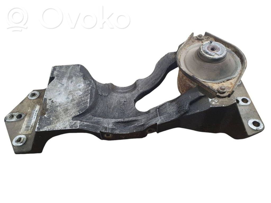 Volkswagen Phaeton Gearbox mounting bracket 