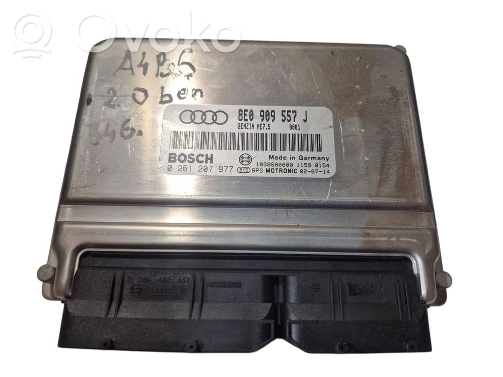 Audi A4 S4 B6 8E 8H Engine control unit/module 