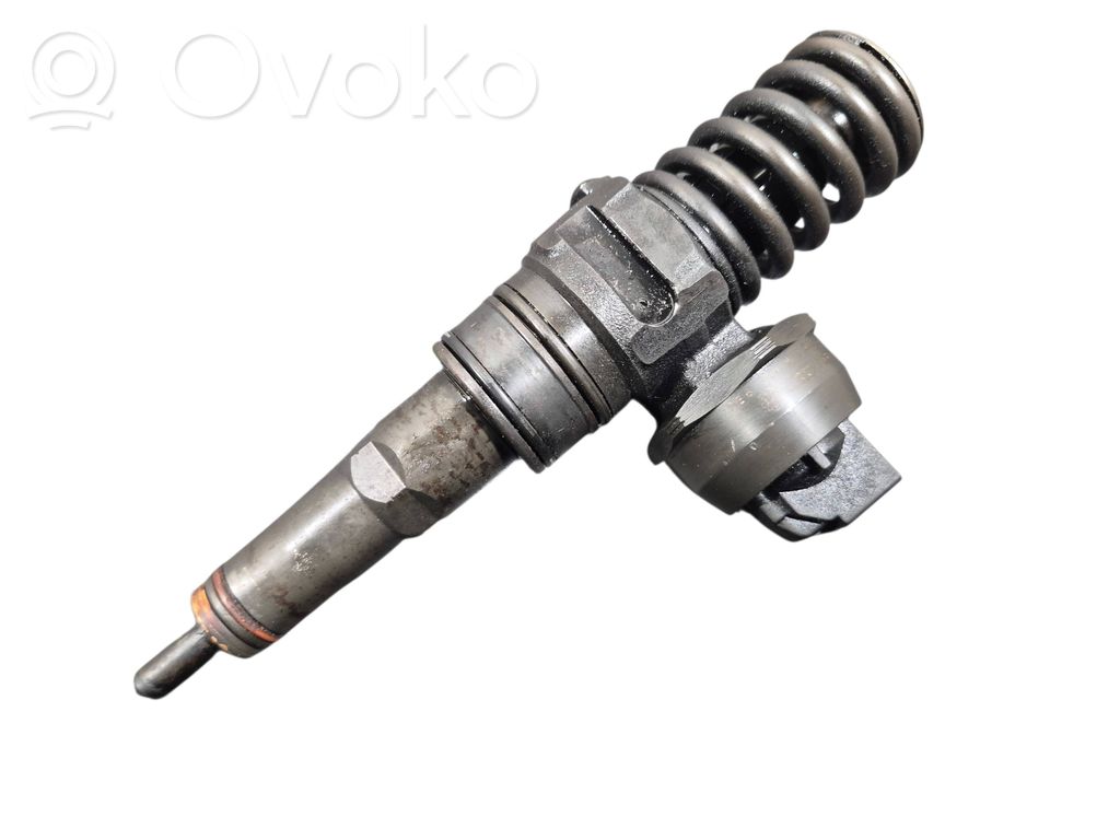 Volkswagen Golf Plus Inyector de combustible 