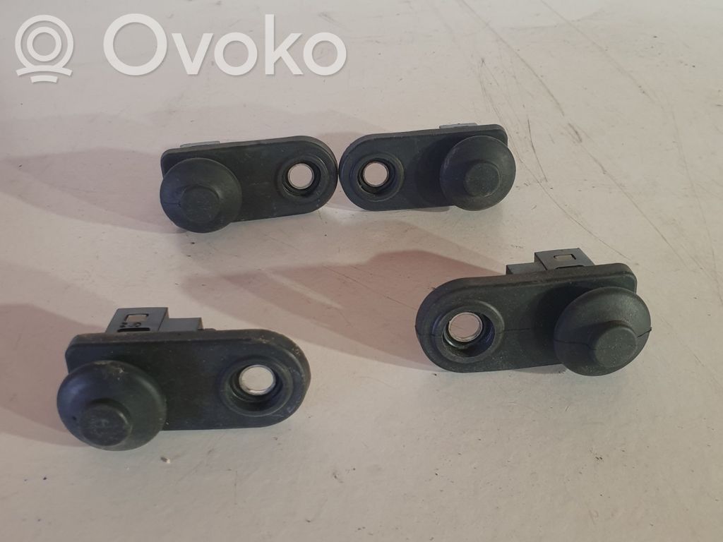 KIA Sorento Priekinių durų atvėrimo/ užvėrimo daviklis (varlytė) 