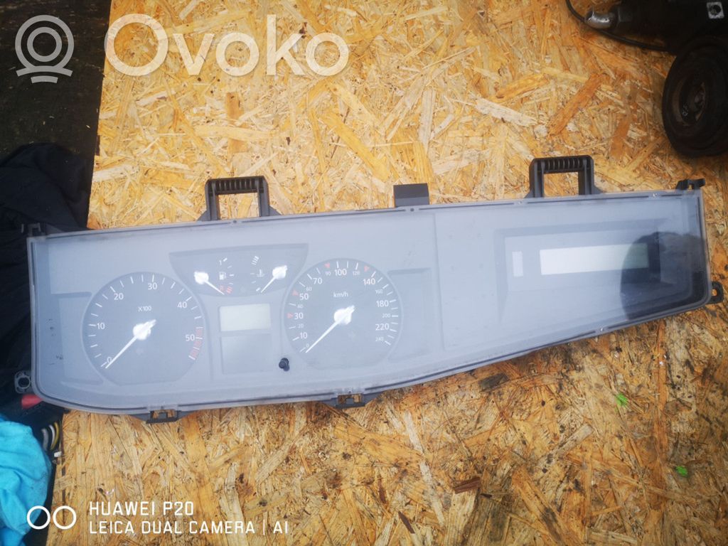 Renault Vel Satis Speedometer (instrument cluster) 