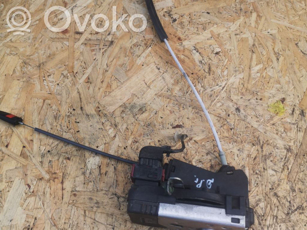 Opel Zafira A Front door lock 