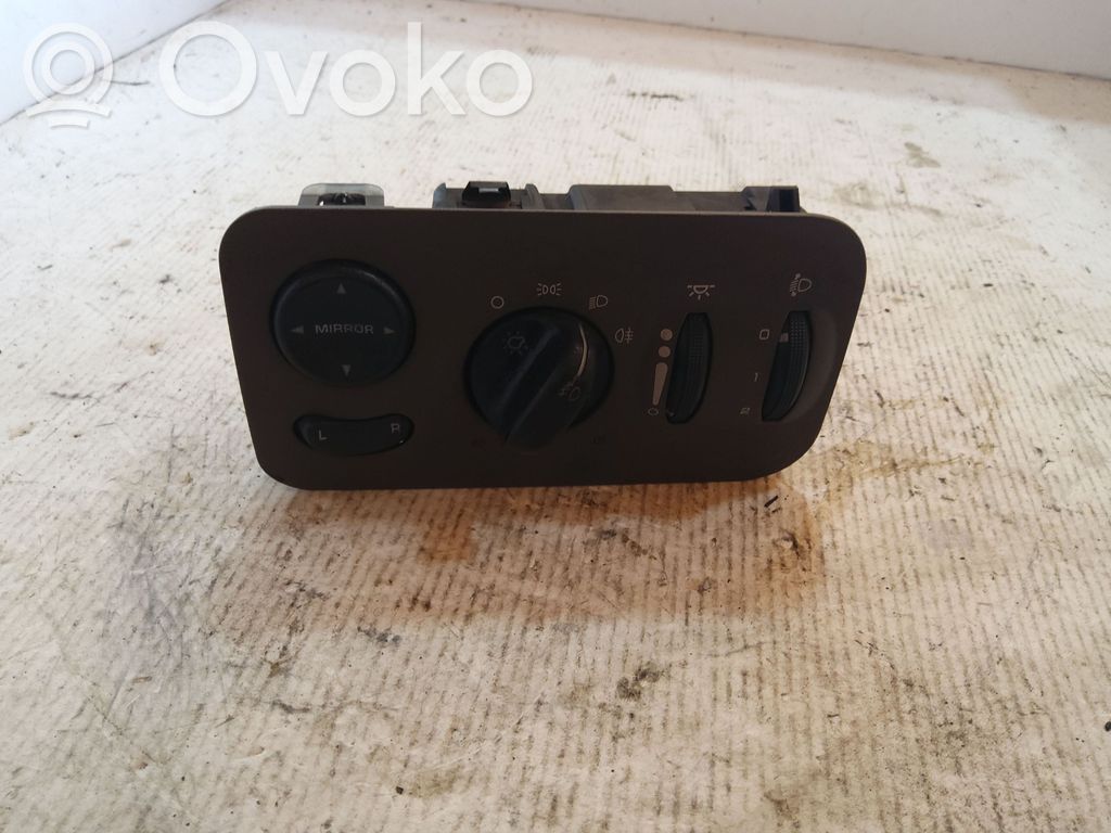 Chrysler Voyager Light switch 