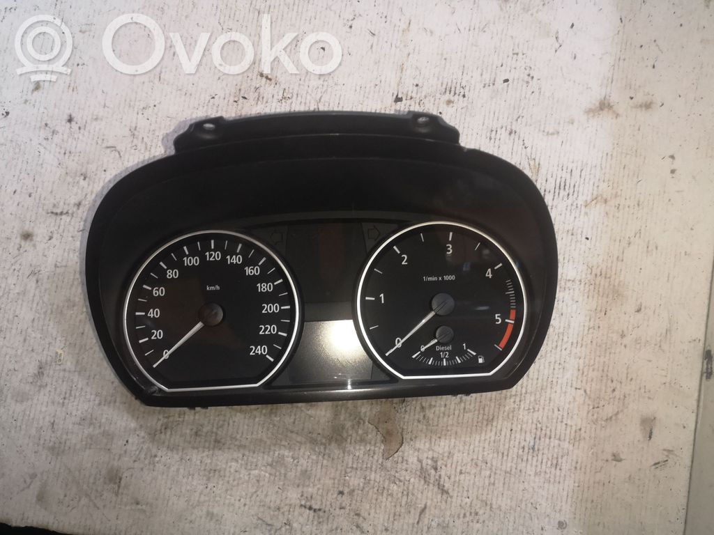Speedometer (instrument cluster)   102495221,696147701