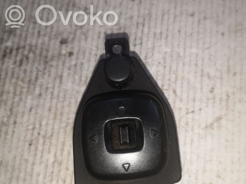 Mazda 2 Wing mirror switch 