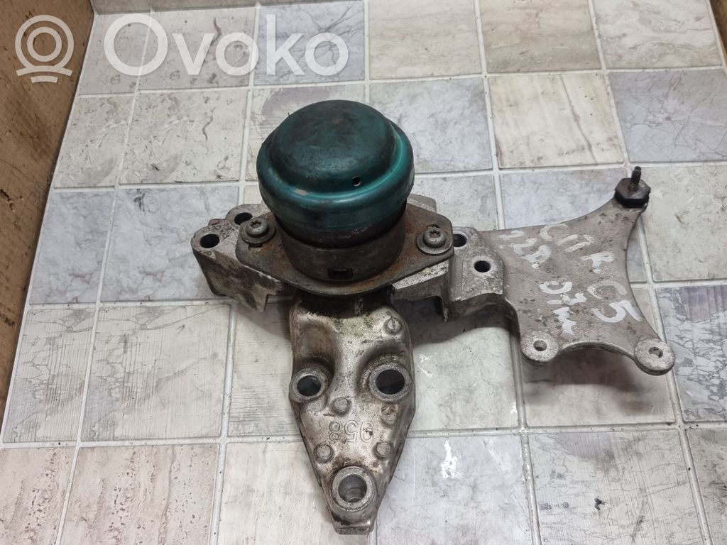 Citroen C5 Engine mount bracket 