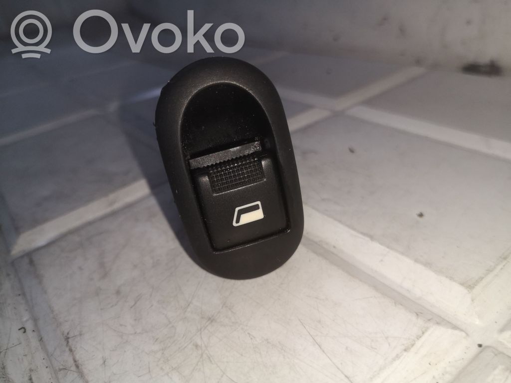 Citroen C3 Electric window control switch 