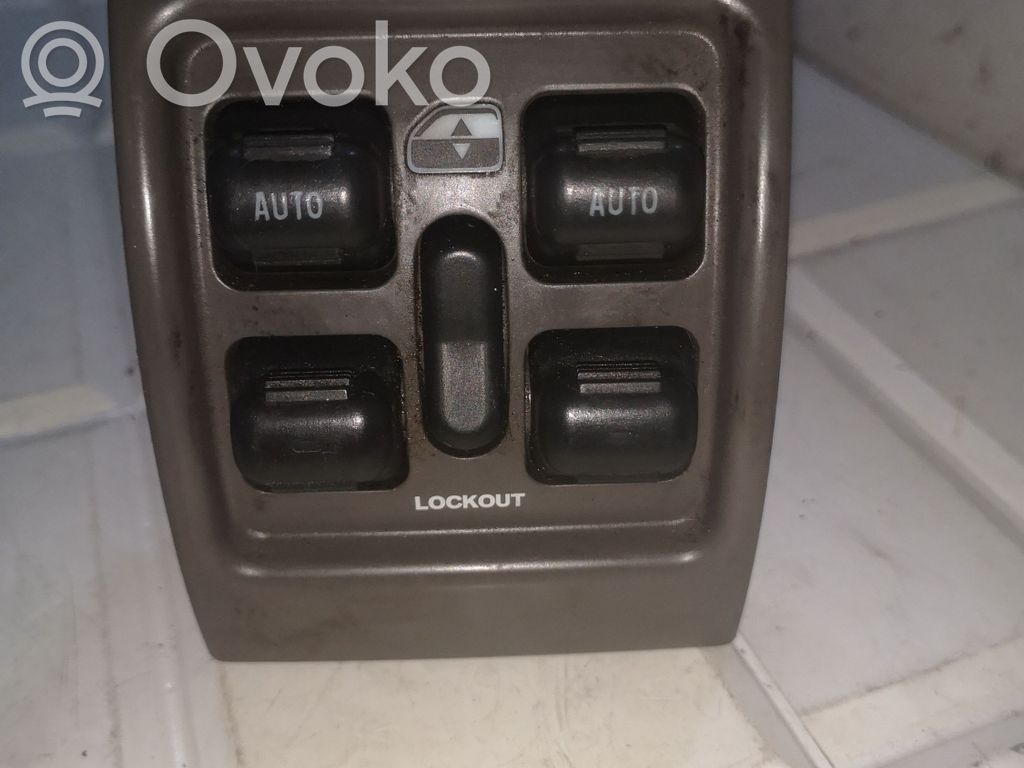 Chrysler PT Cruiser Electric window control switch 