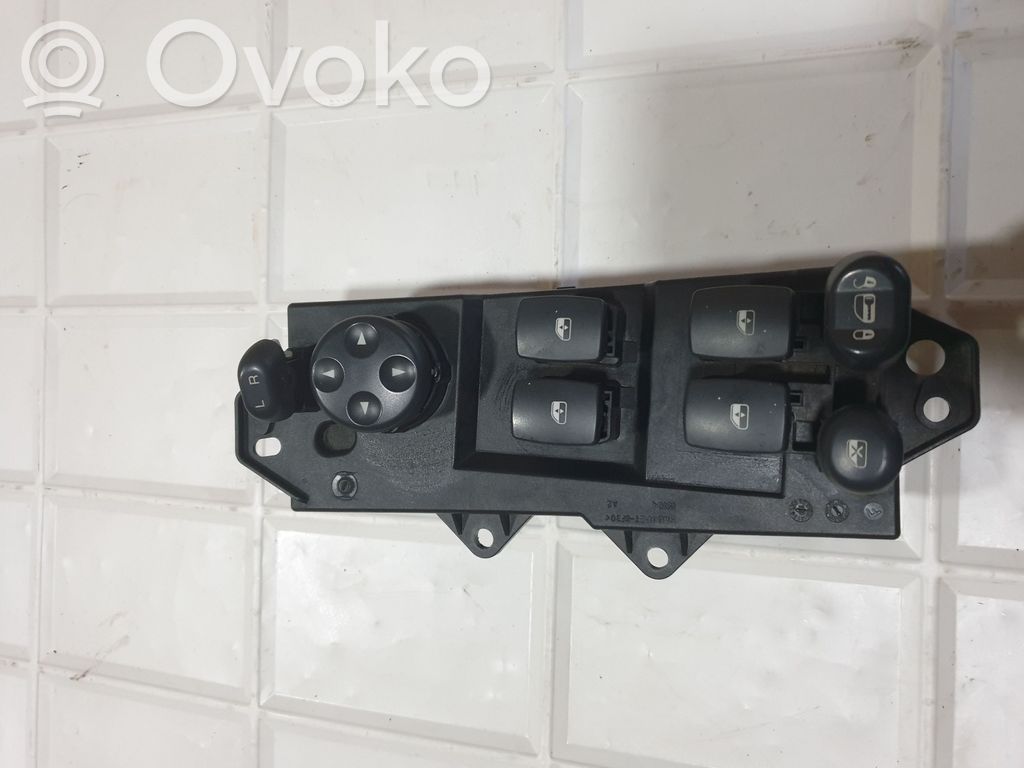 Chrysler Pacifica Electric window control switch 