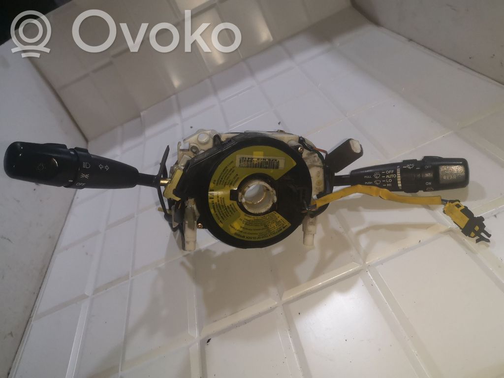 KIA Carnival Wiper turn signal indicator stalk/switch 