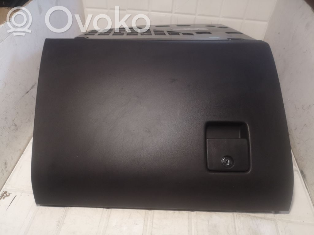 Opel Vectra C Daiktadėžė 
