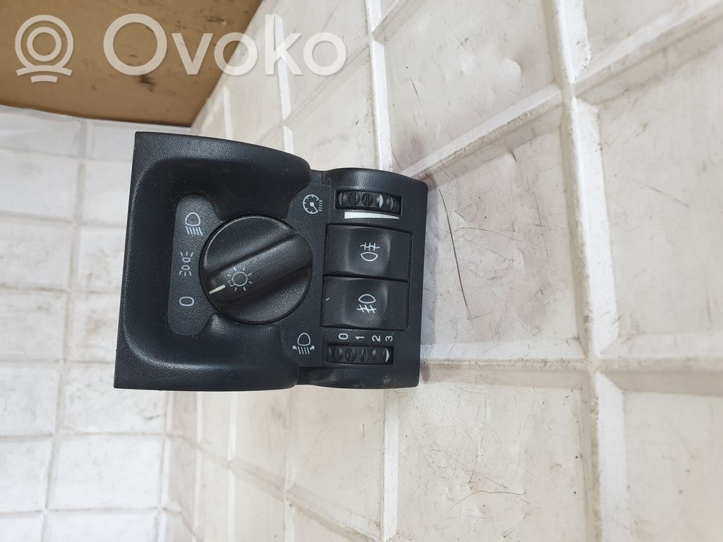 Opel Vectra B Light switch 