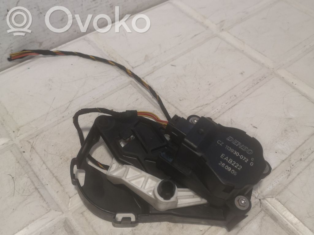 BMW 1 E81 E87 Oro sklendės varikliukas 