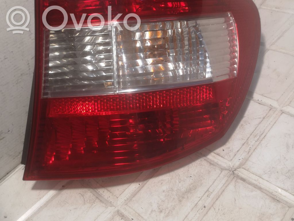BMW 1 E81 E87 Galinis žibintas kėbule 