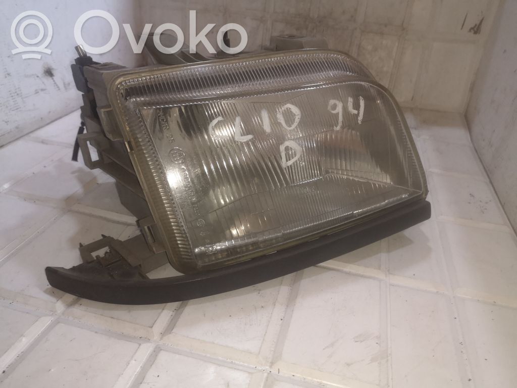 Renault Clio I Headlight/headlamp 