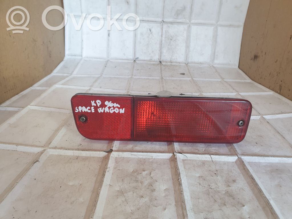 Mitsubishi Space Wagon Priešrūkinis žibintas gale 