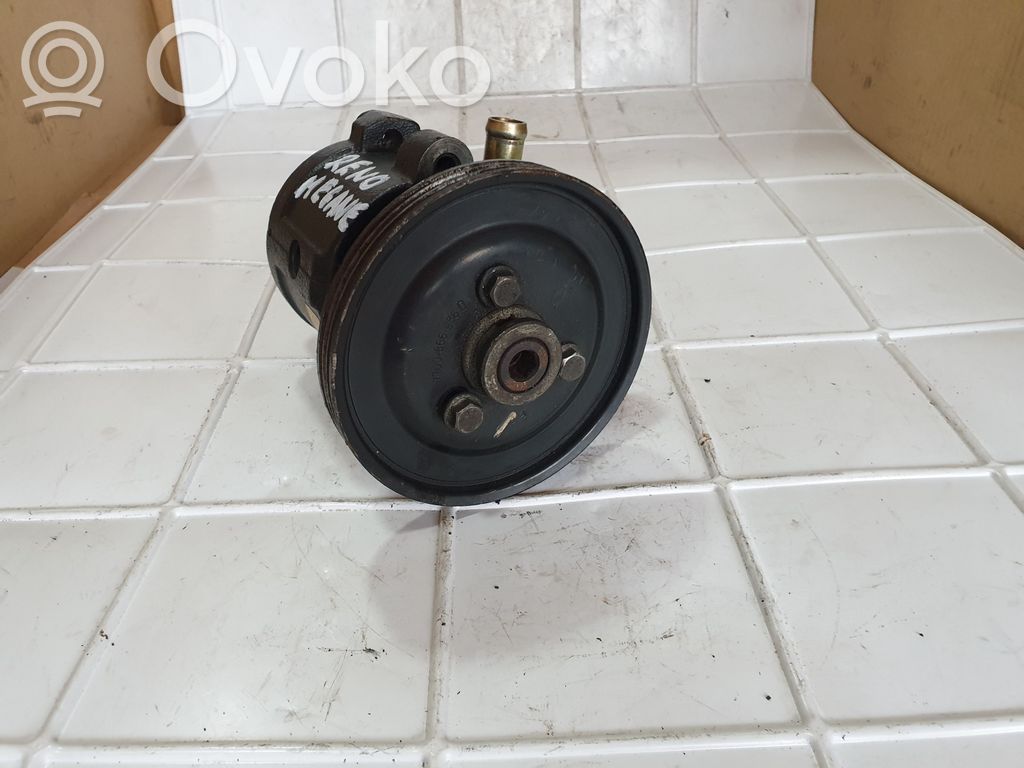Renault Megane I Power steering pump 