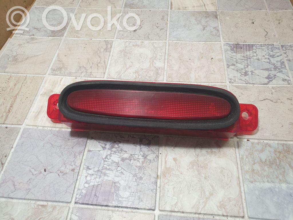 Mazda 3 I Third/center stoplight 