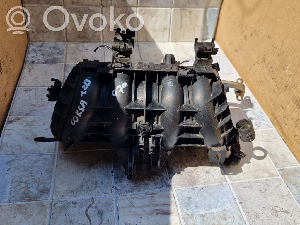 Opel Corsa C Kolektorius įsiurbimo 