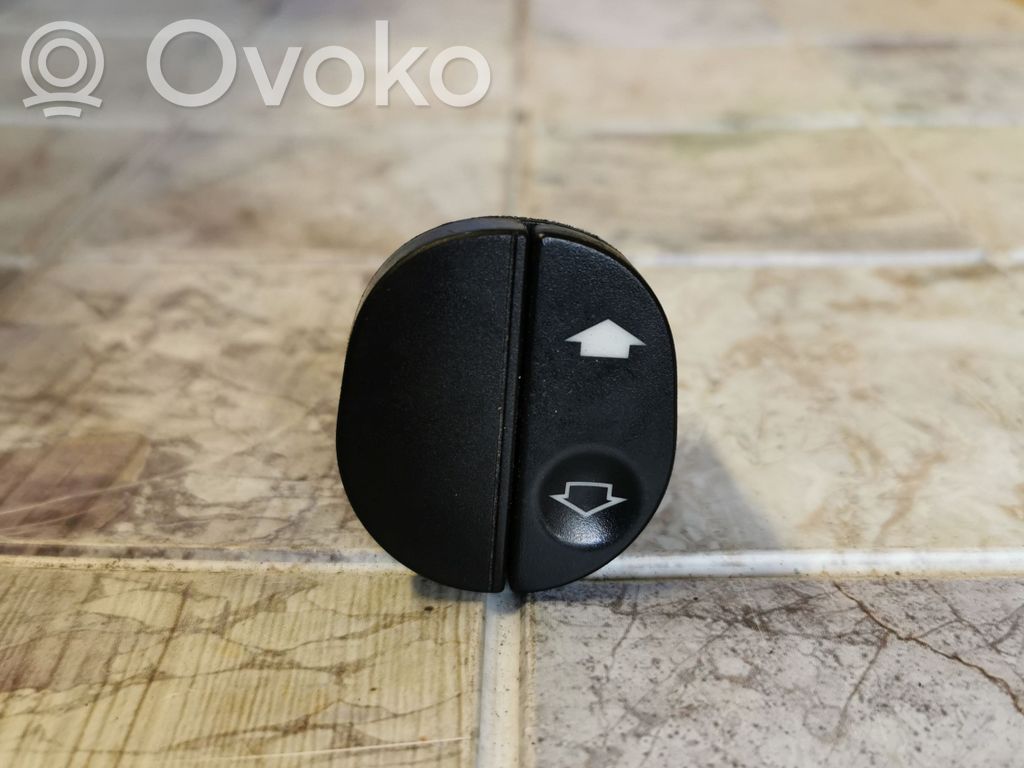 Ford Fiesta Electric window control switch 