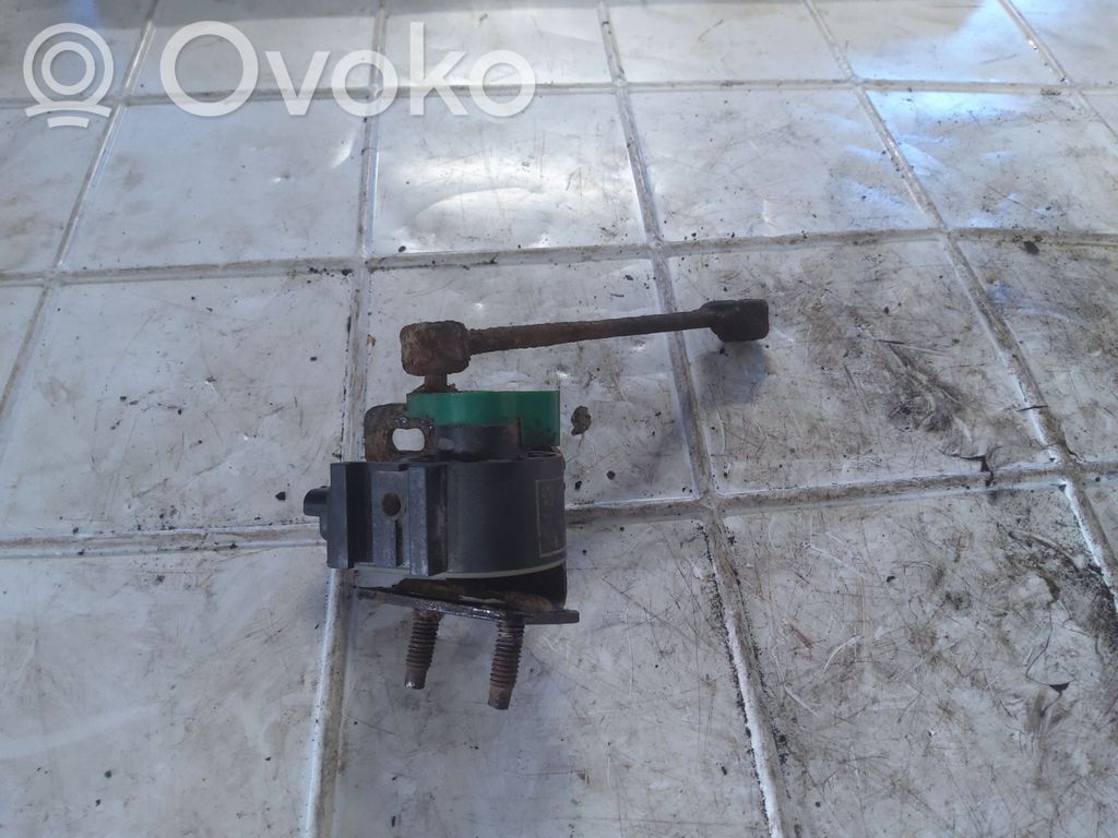 Peugeot 607 Rear air suspension level height sensor 