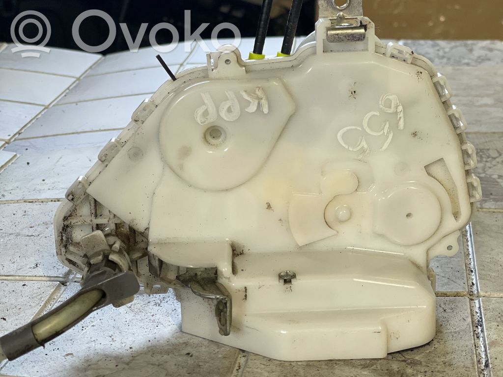 Honda Civic Priekšpusē slēdzene 