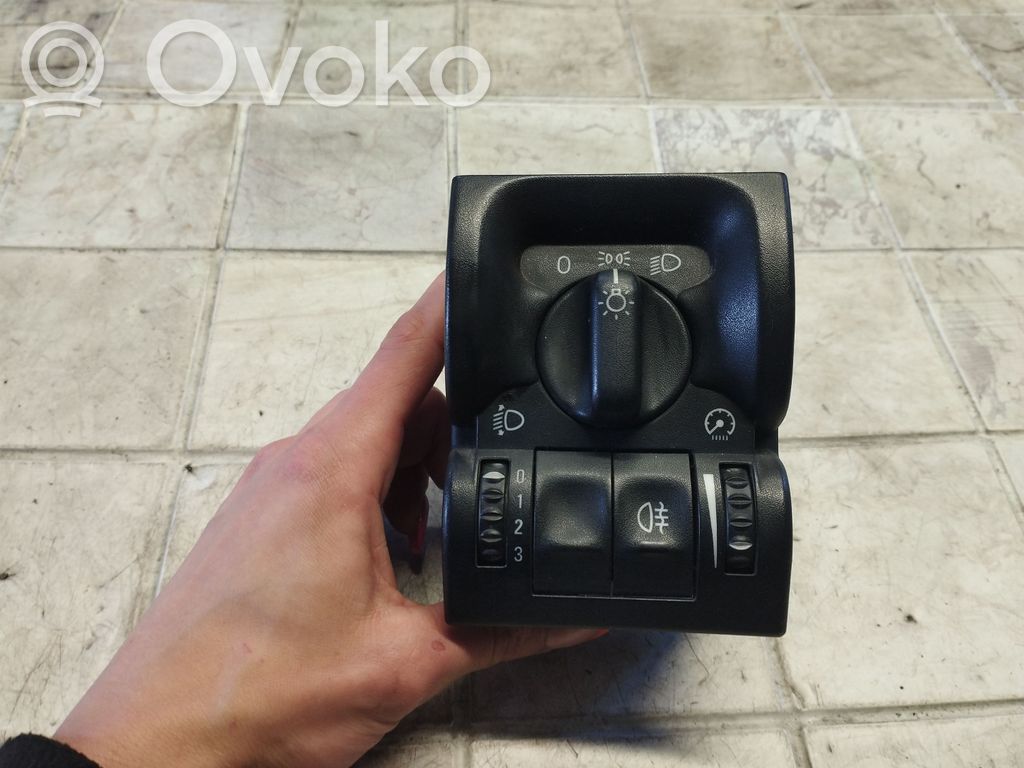 Opel Vectra B Light switch 