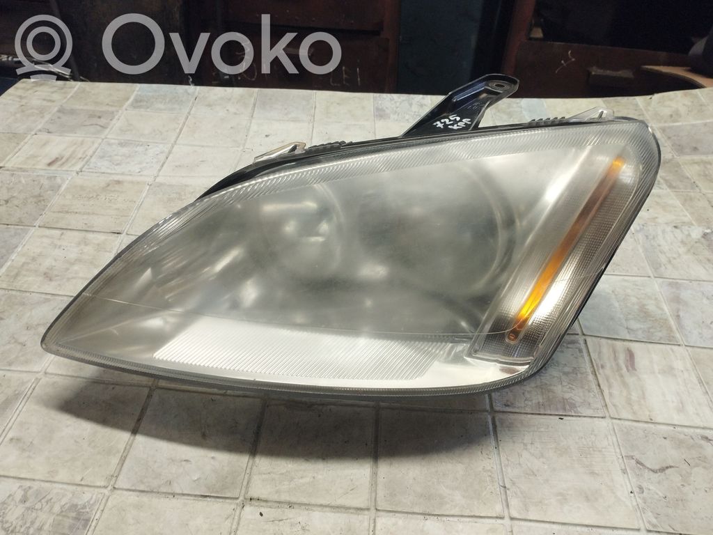 Ford Focus C-MAX Lampa przednia 