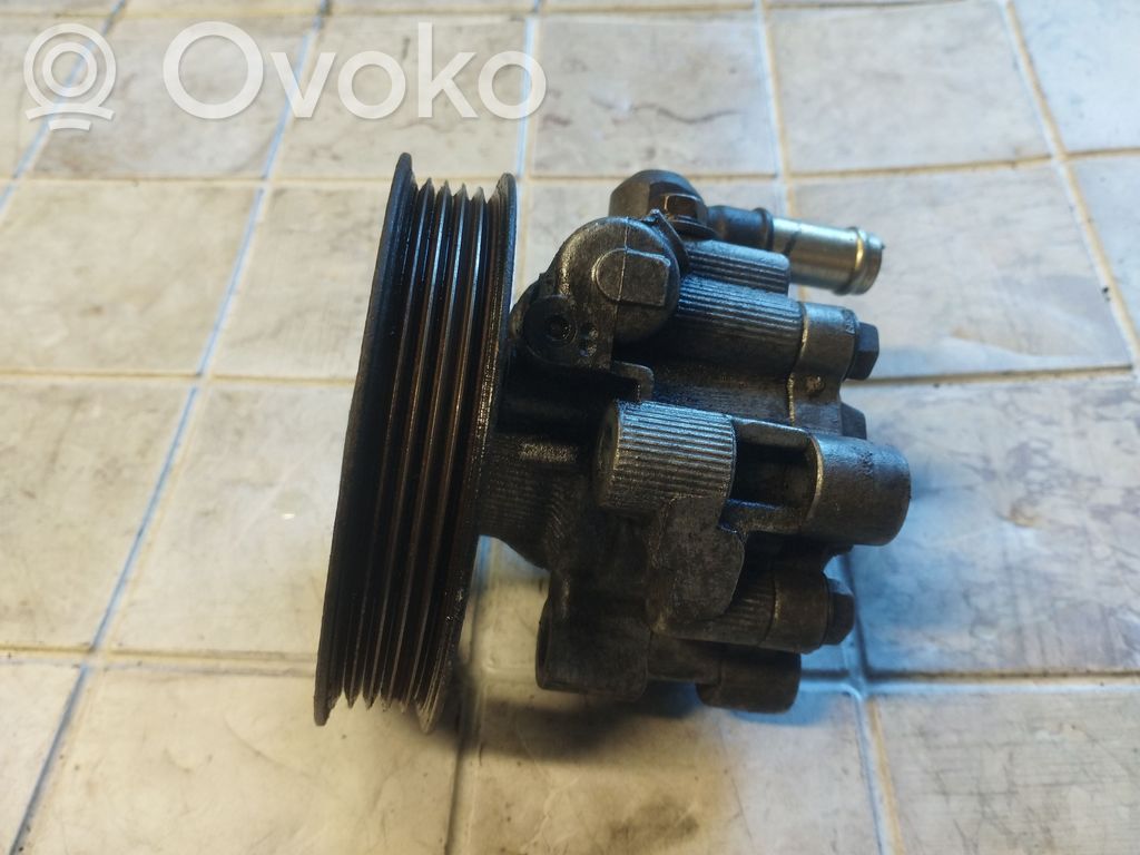 Opel Zafira A Ohjaustehostimen pumppu 
