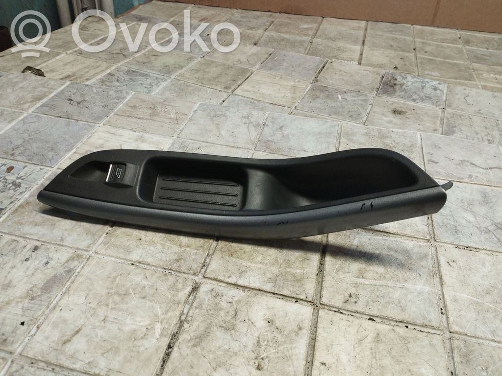 Ford Focus Electric window control switch 