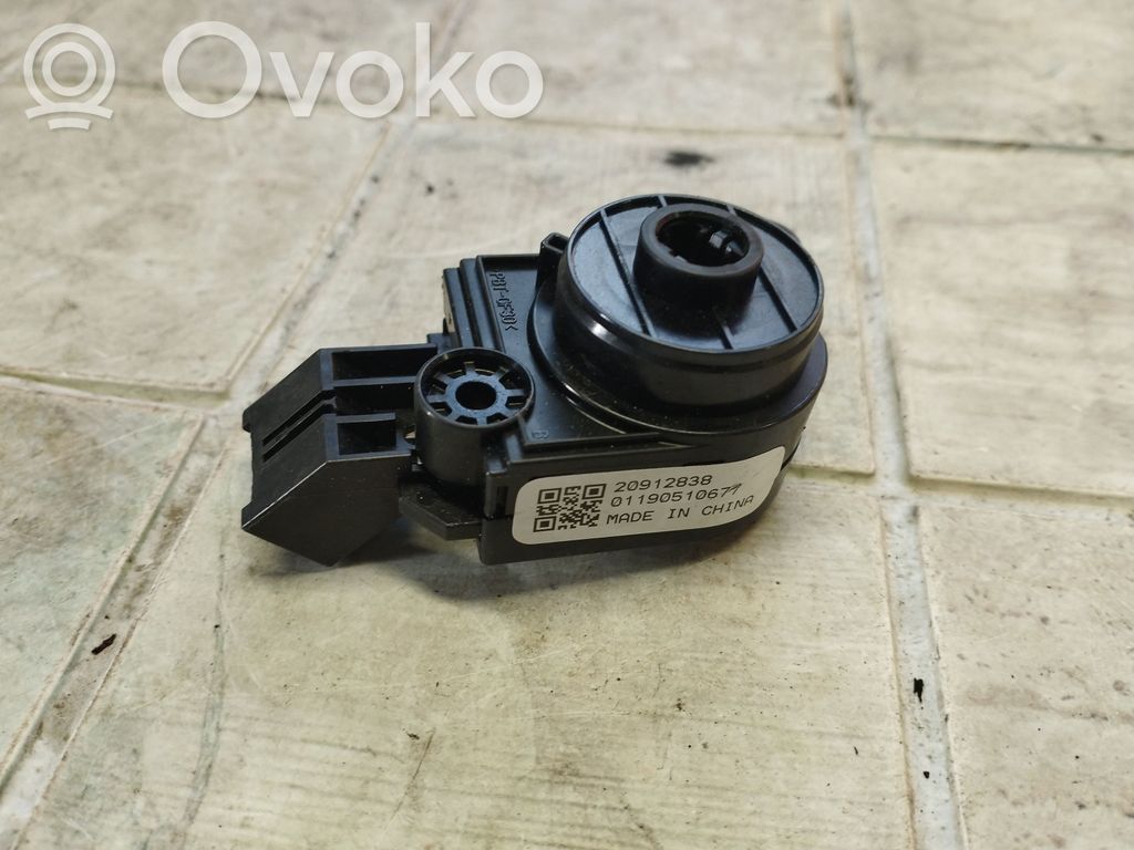 Opel Insignia A Virtalukon kytkin 