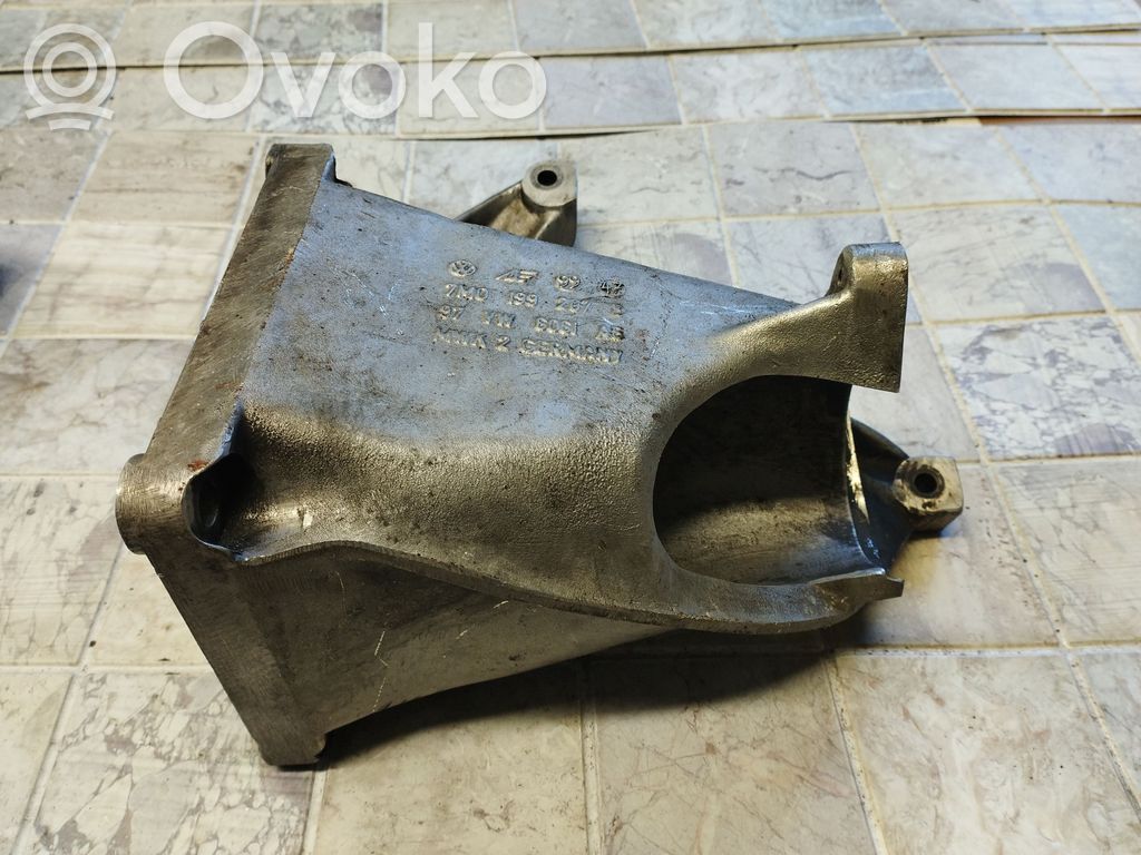 Ford Galaxy Driveshaft support bearing bracket 