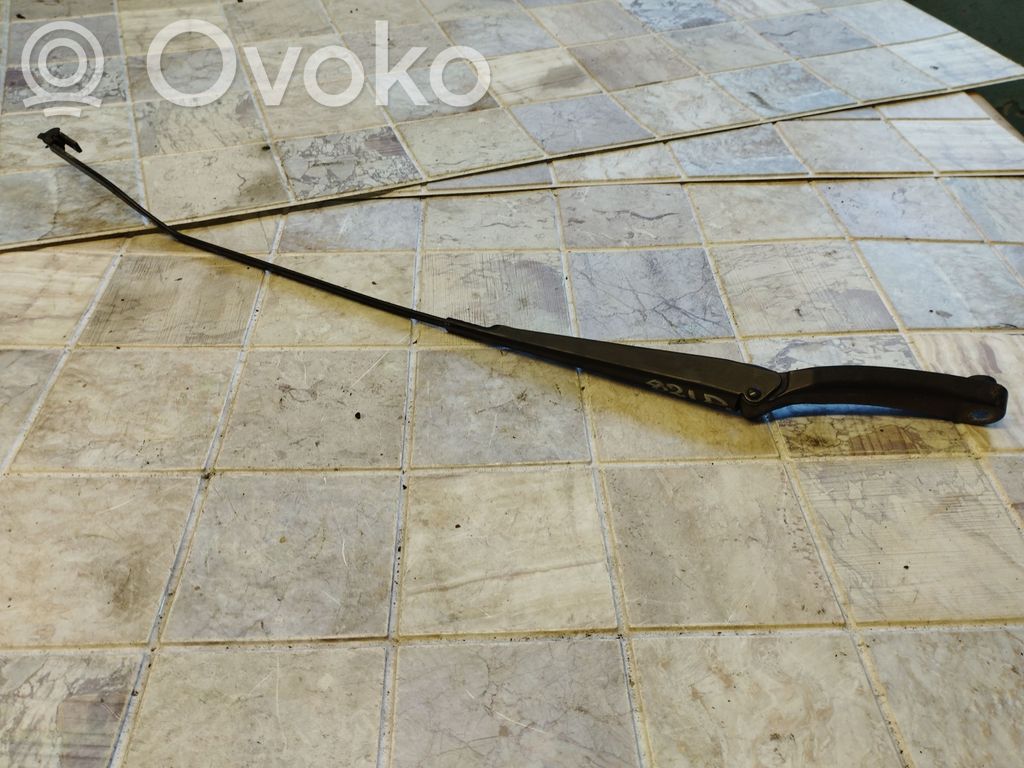 Citroen Berlingo Front wiper blade arm 