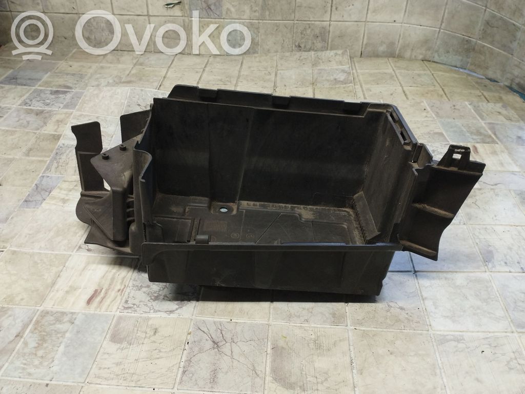 Saab 9-3 Ver2 Support boîte de batterie 